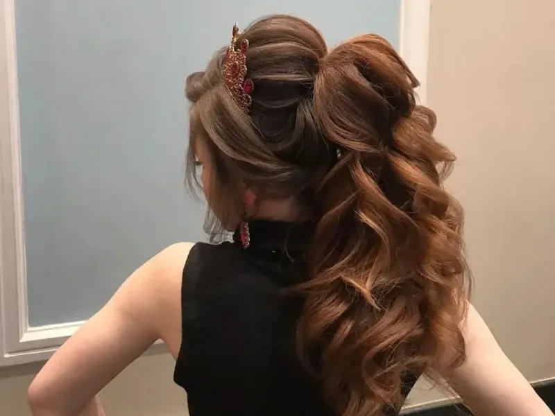 Seferihisar Gelin Saçı ve Makyajı Fiyatları 2026: Gelin Paketleri ve Trendler